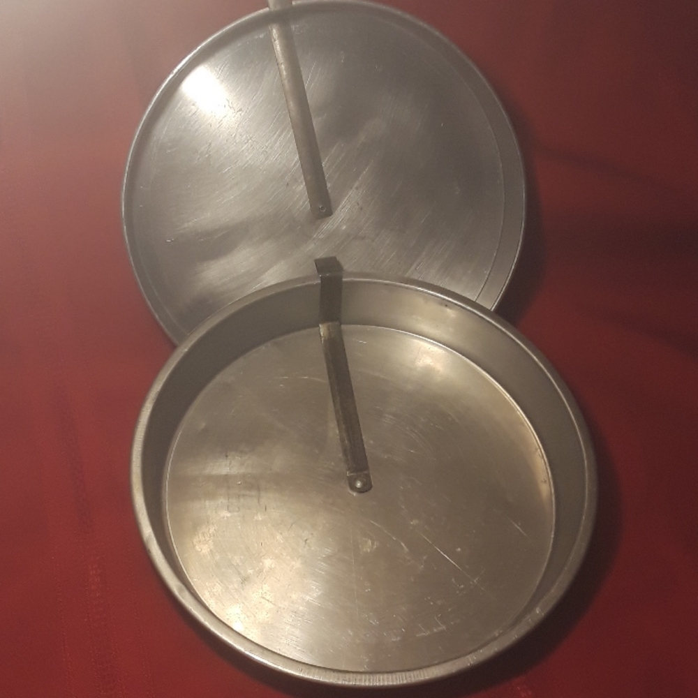 Vintage Worthore Aluminum pie pan